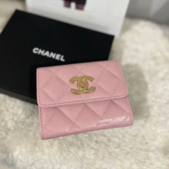 NWT 22B CHANEL Classic Pink Caviar Big Gold CC Coin Holder Wallet gold HW